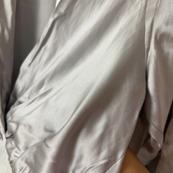 NWT The Sei Platinum Raglan-Sleeve Silk Wrap Bodysuit Size 0 - Picture 9 of 9